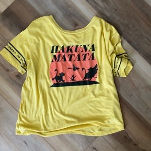 Cropped Lion King Tee